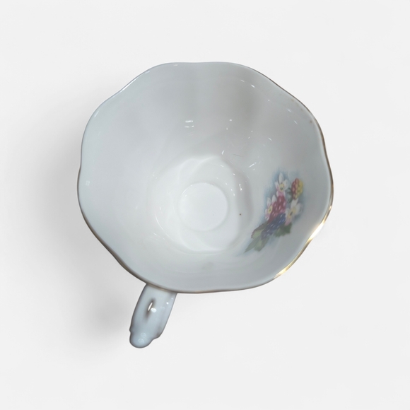 Royal Albert Cream Teacup with Floral and Berry Design - Picture 6 of 7